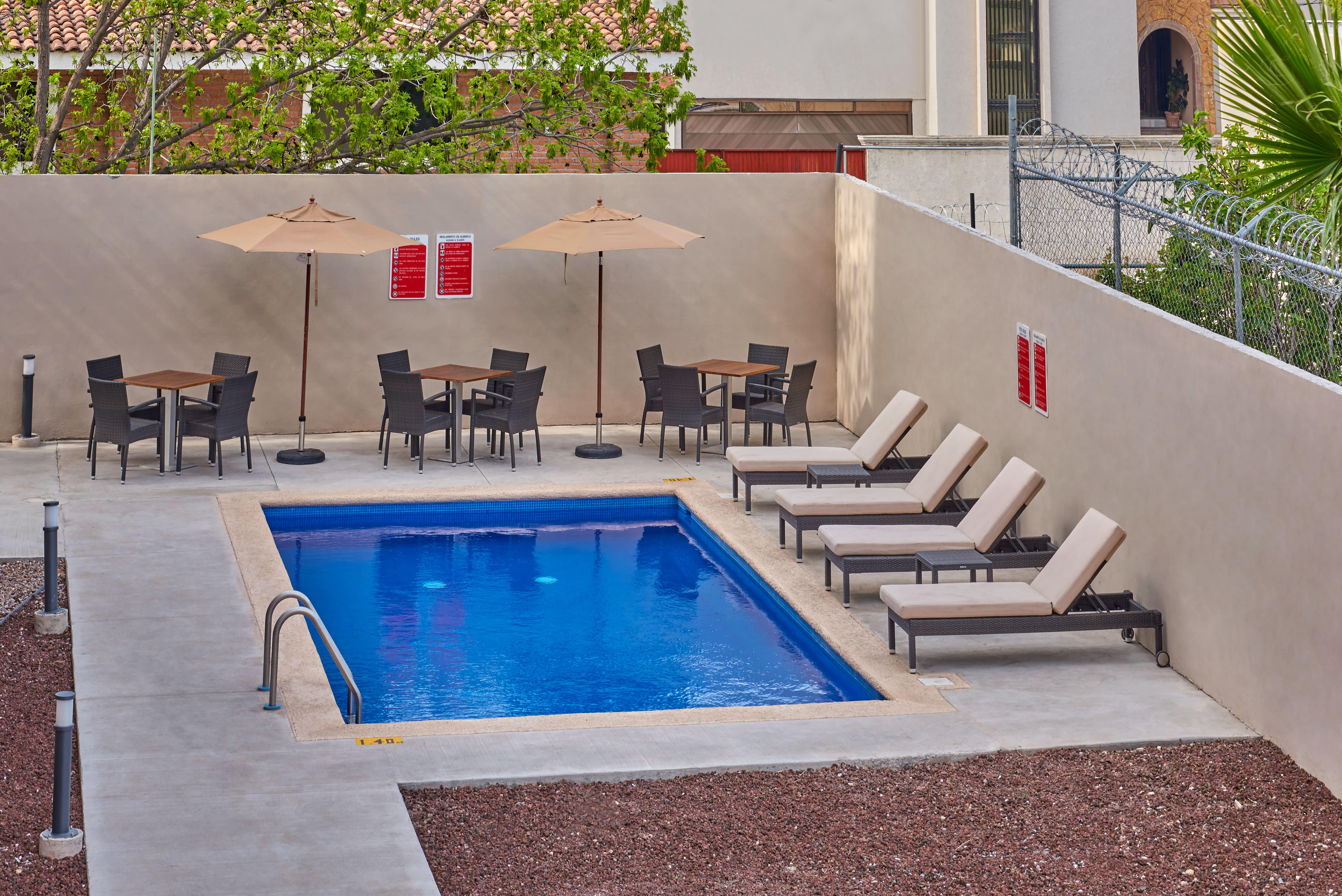 Extended Suites Cancun Cumbres Buitenkant foto