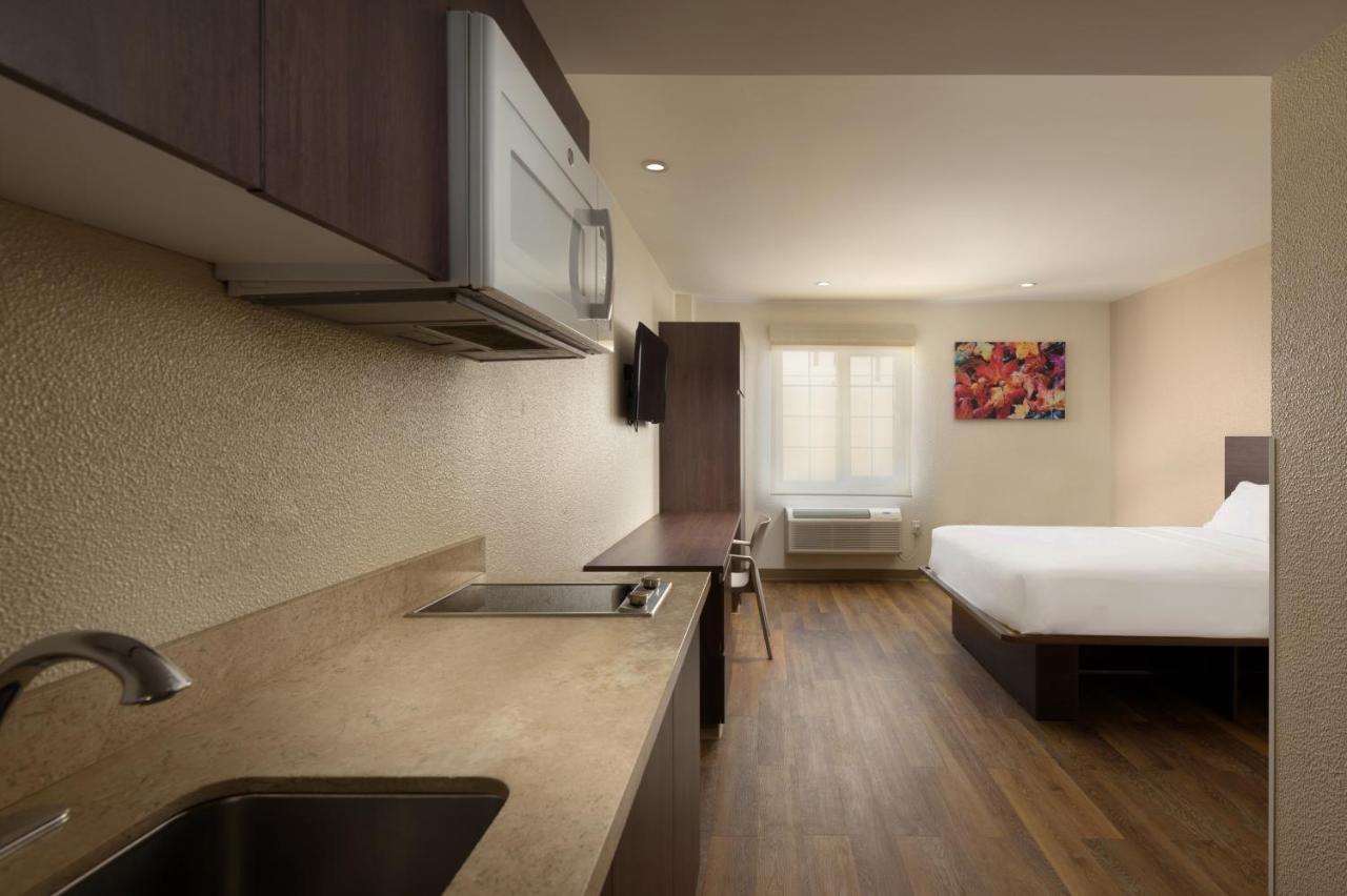Extended Suites Cancun Cumbres Buitenkant foto
